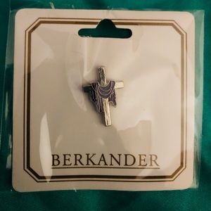 4 for $20 or $7ea  Lapel pin Silver color Cross with purple robe mix/match 4pins